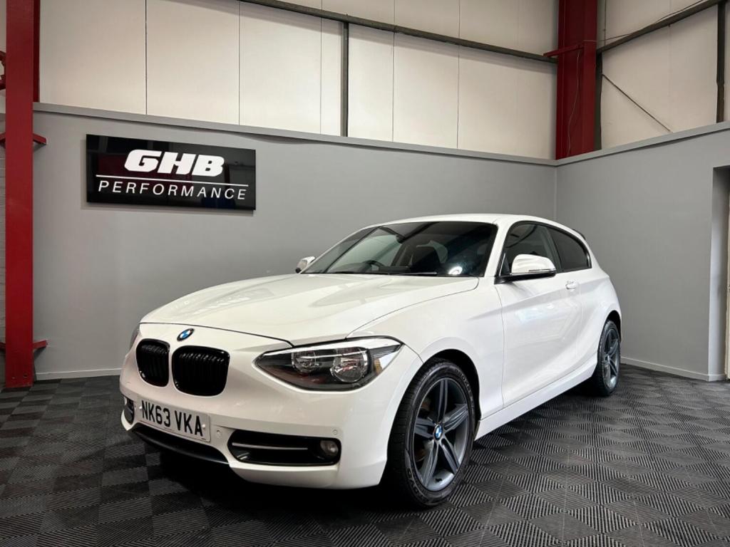 View BMW 1 SERIES Hatchback (2011 - 2015)