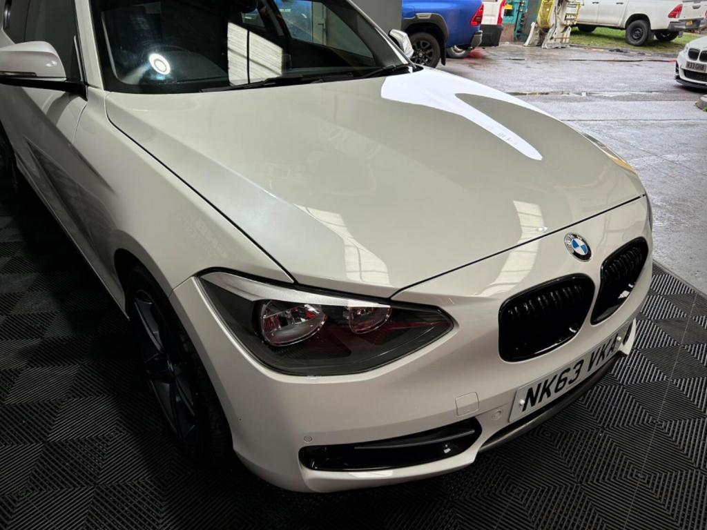 BMW 1 SERIES
