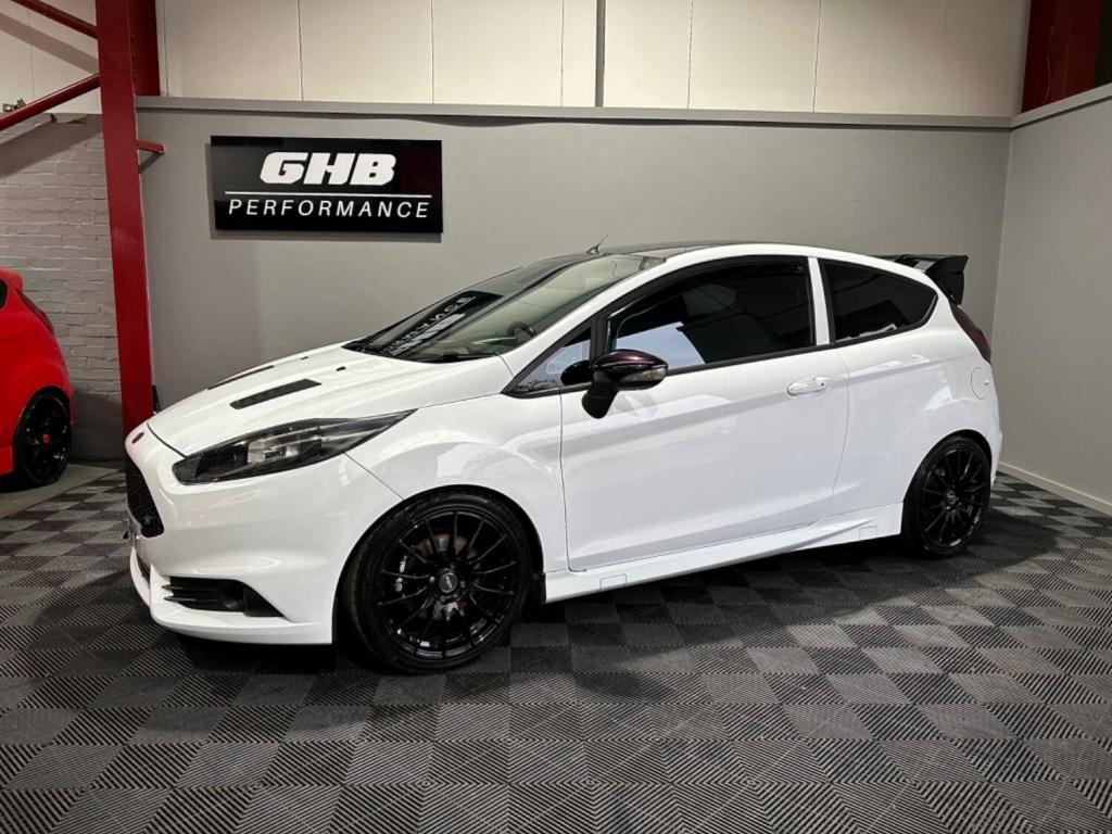 View FORD FIESTA 1.6 T EcoBoost ST-3 
