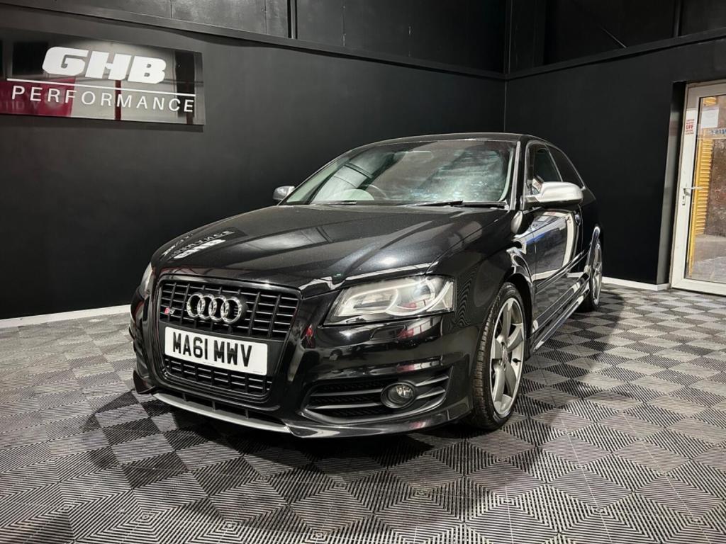 View AUDI S3 2.0 TFSI Black Edition 