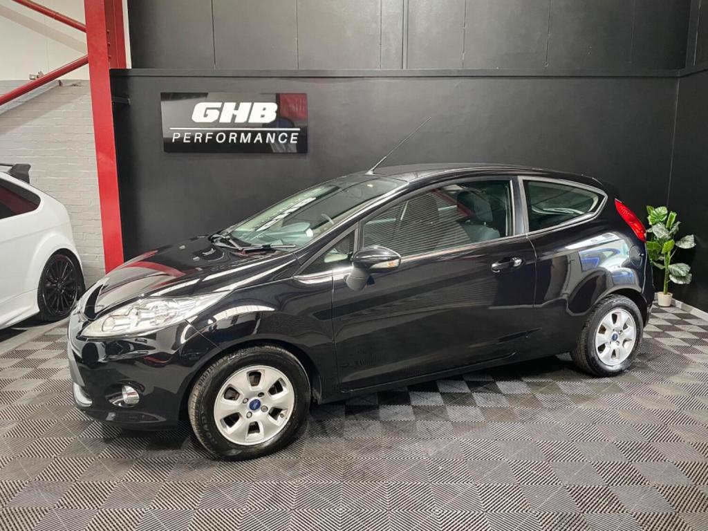 View FORD FIESTA 1.6 TDCi ECOnetic DPF Zetec 