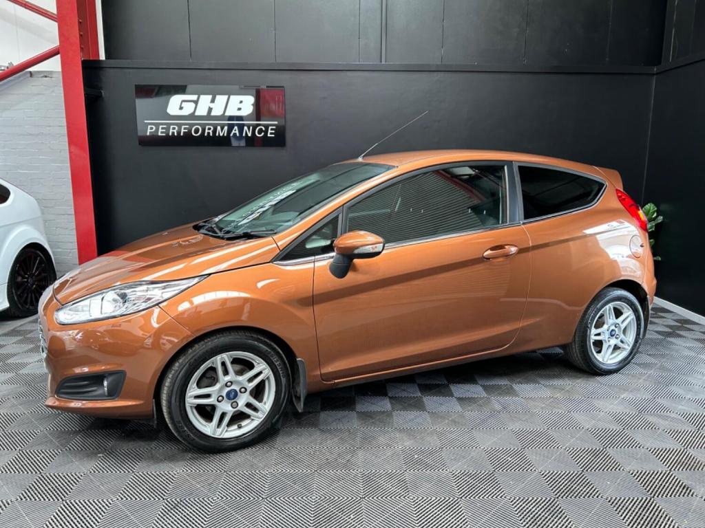 View FORD FIESTA 1.3 Zetec