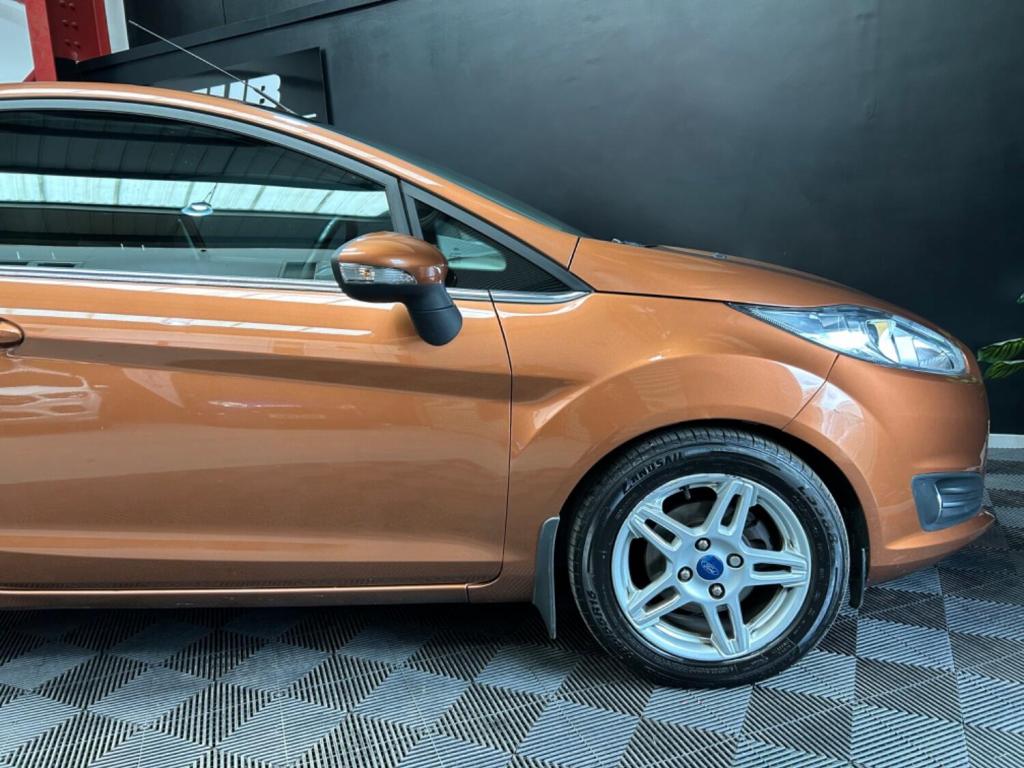 FORD FIESTA