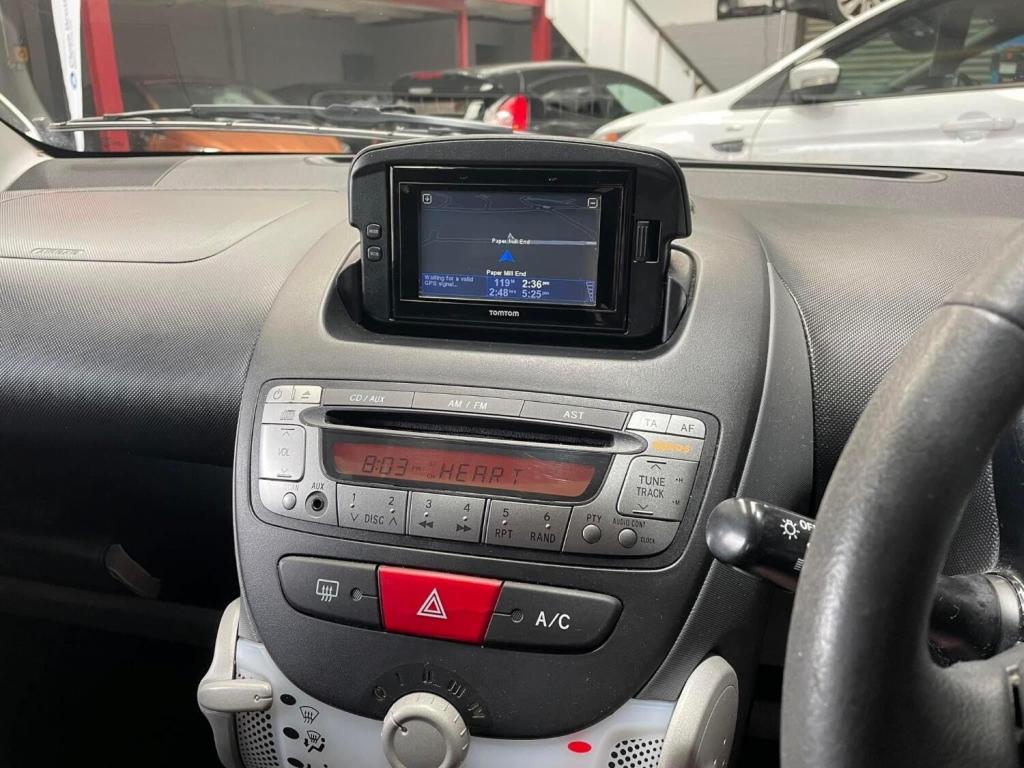 TOYOTA AYGO