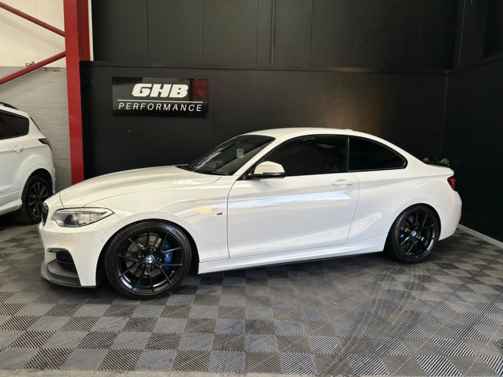 View BMW 2 SERIES 3.0 M235i Coupe