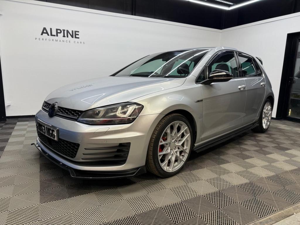 View VOLKSWAGEN GOLF 2.0 TDI BlueMotion Tech GTD