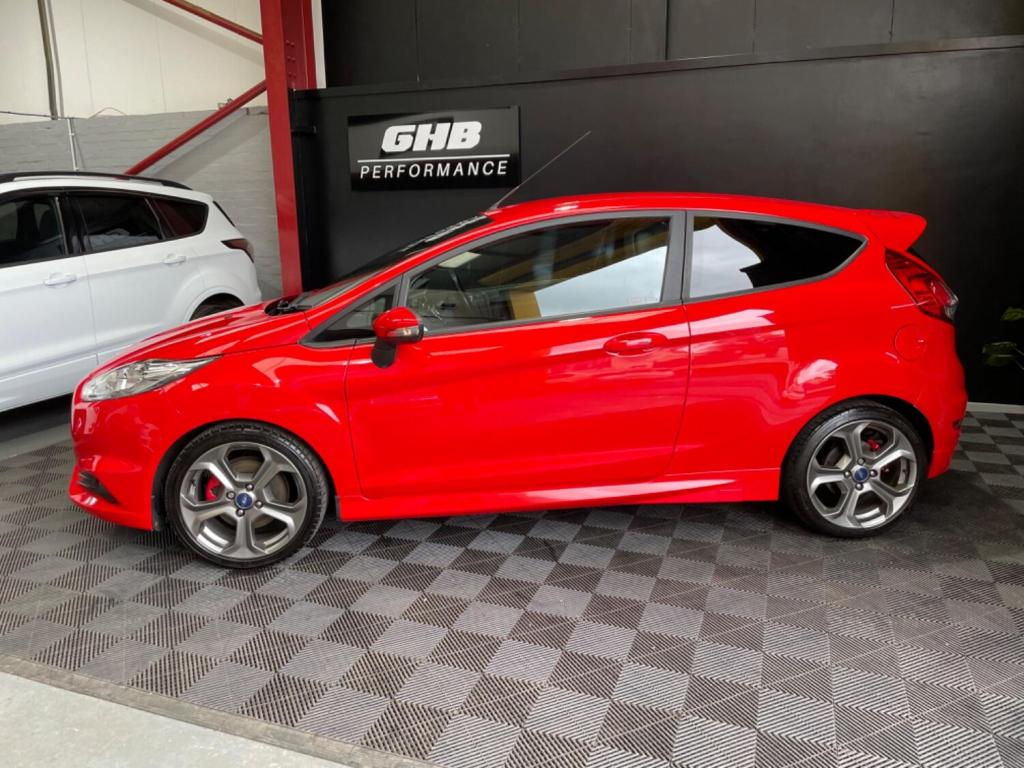 View FORD FIESTA 1.6 T EcoBoost ST-3