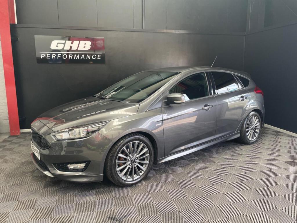 View FORD FOCUS 1.0 T EcoBoost ST-Line