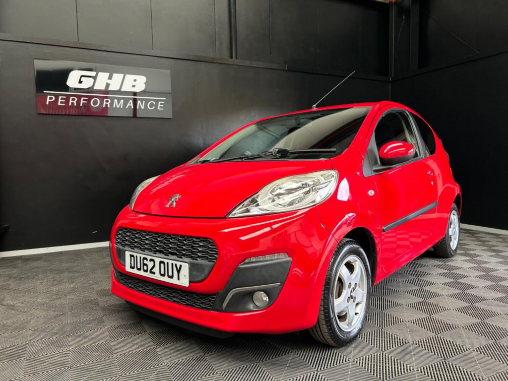 View PEUGEOT 107 1.0 12V Allure