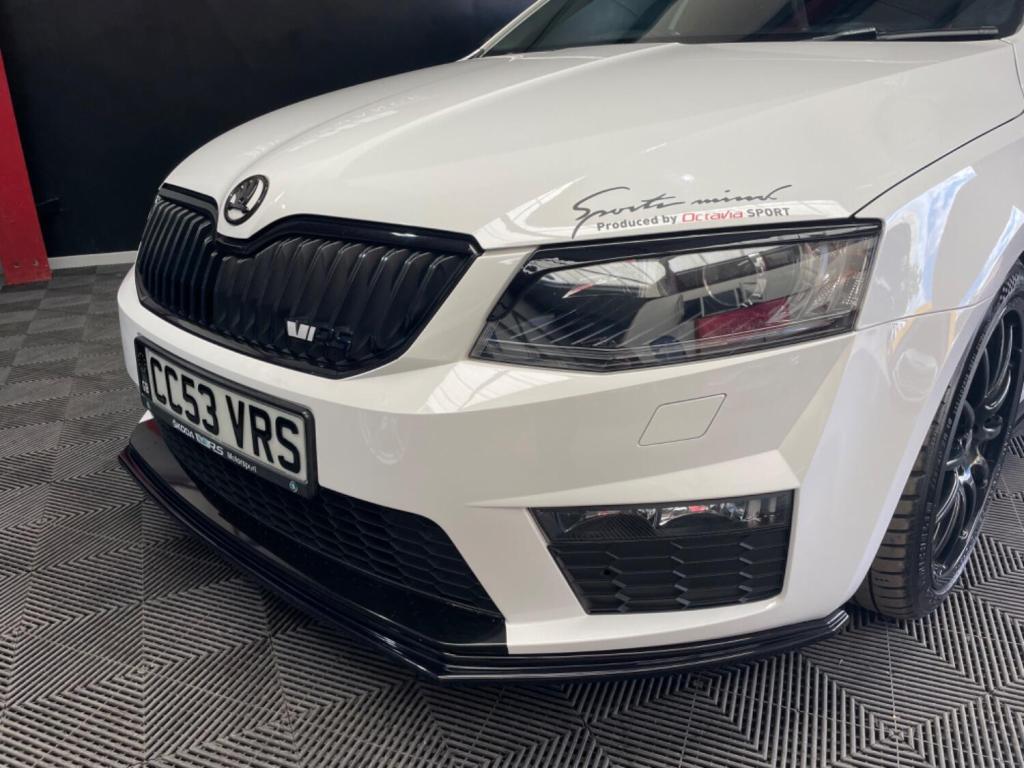 View SKODA OCTAVIA 2.0 TFSI vRS