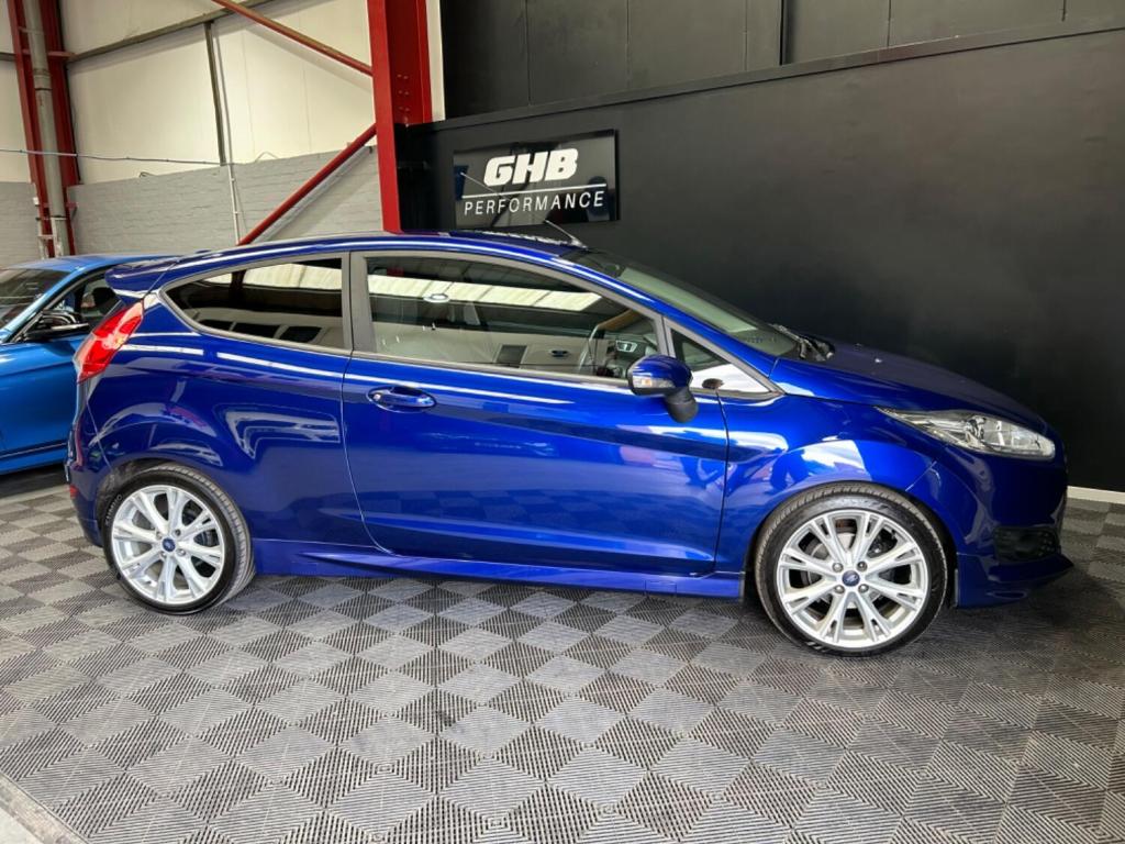 FORD FIESTA