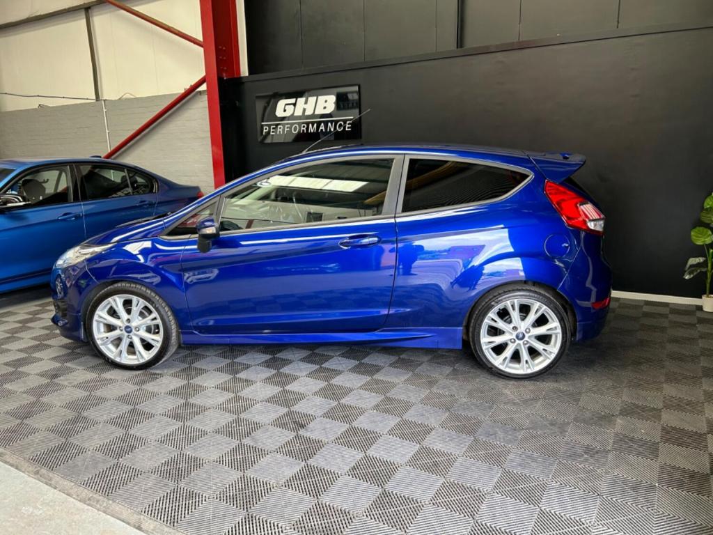 View FORD FIESTA 1.0 T EcoBoost Zetec S