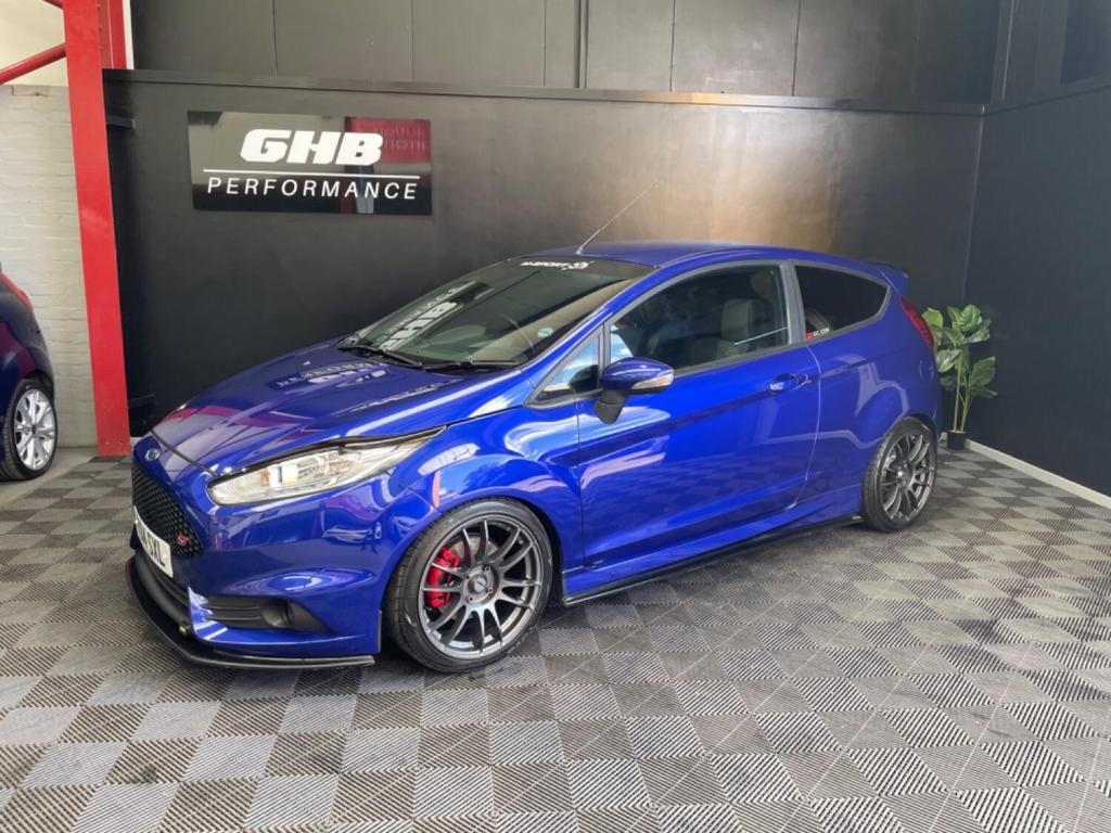 View FORD FIESTA 1.6 T EcoBoost ST-2