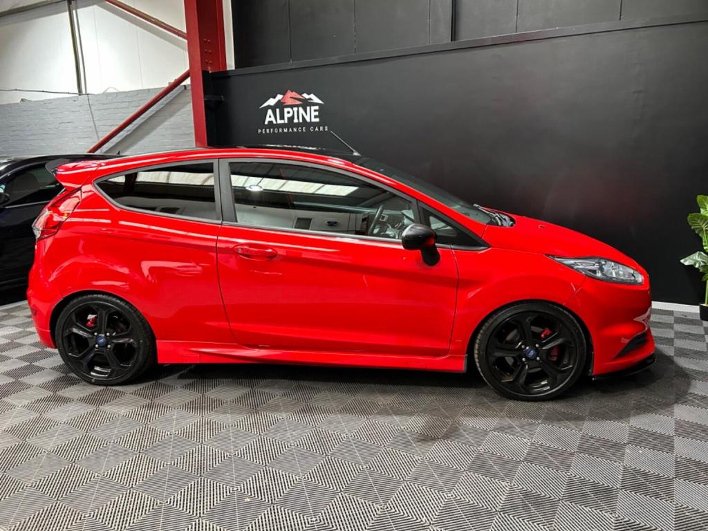 FORD FIESTA