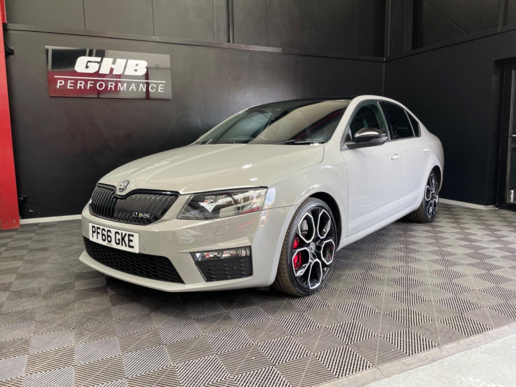 View SKODA OCTAVIA 2.0 TSI vRS 230