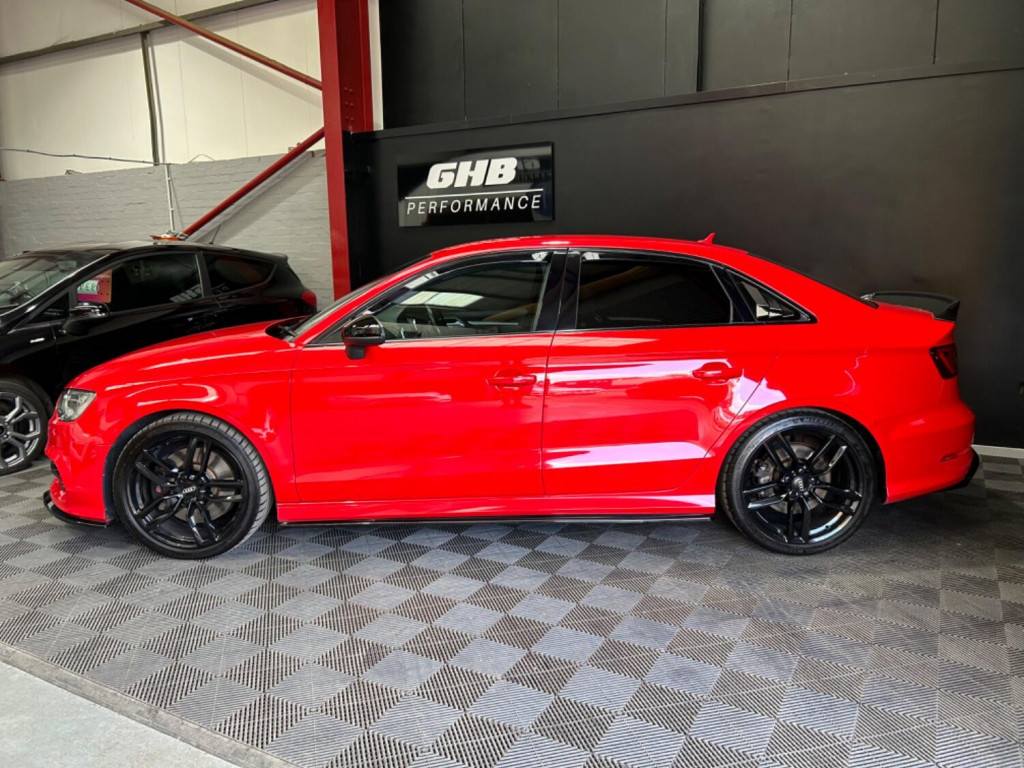 View AUDI S3 2.0 TFSI