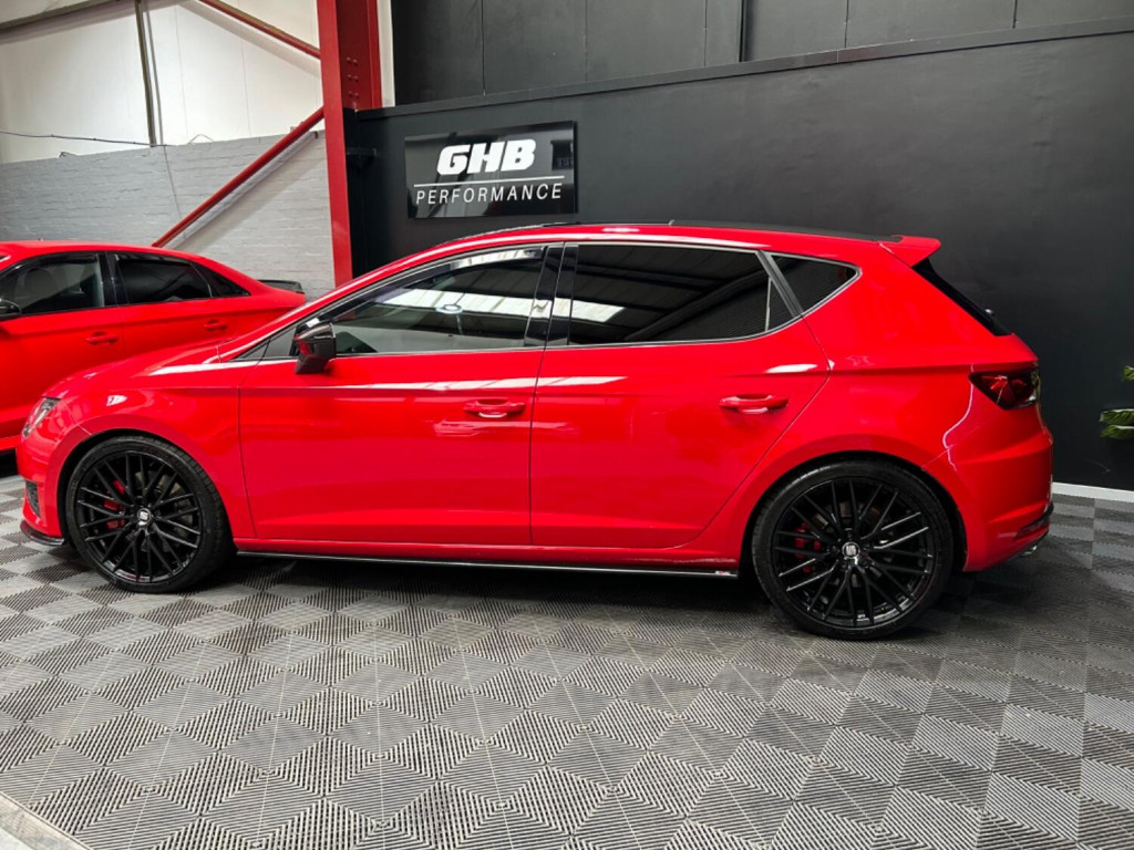 View SEAT LEON 2.0 TSI Cupra 290 Black