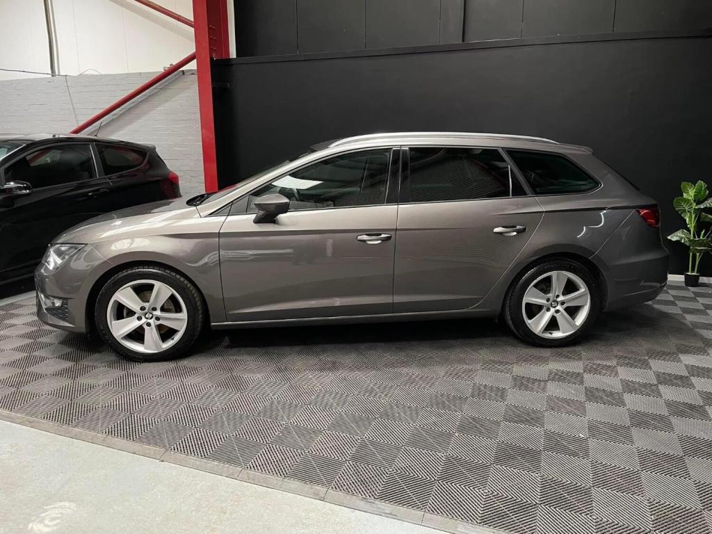 View SEAT LEON 1.4 TSI ACT FR