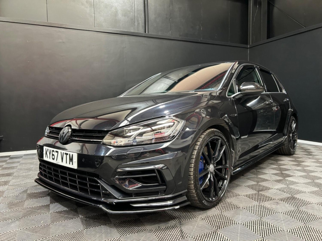 View VOLKSWAGEN GOLF 2.0 TSI BlueMotion Tech R