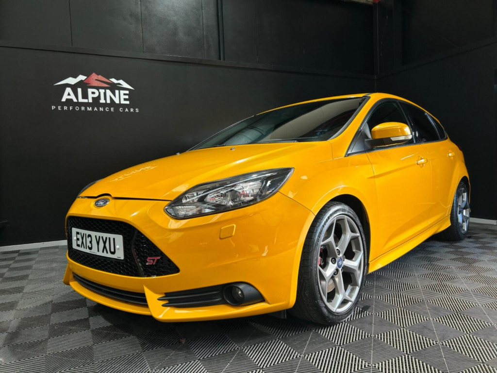 View FORD FOCUS 2.0 T EcoBoost ST-3