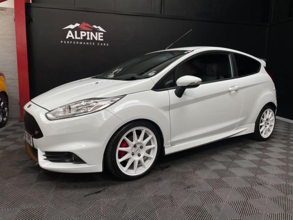 View FORD FIESTA 1.6 T EcoBoost ST-2