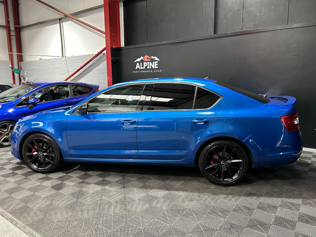 View SKODA OCTAVIA 2.0 TDI vRS