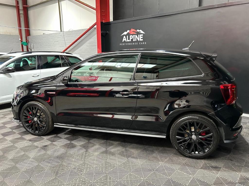 View VOLKSWAGEN POLO 1.8 TSI GTI