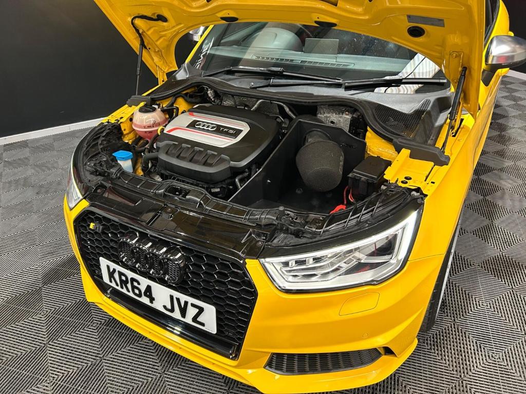AUDI S1