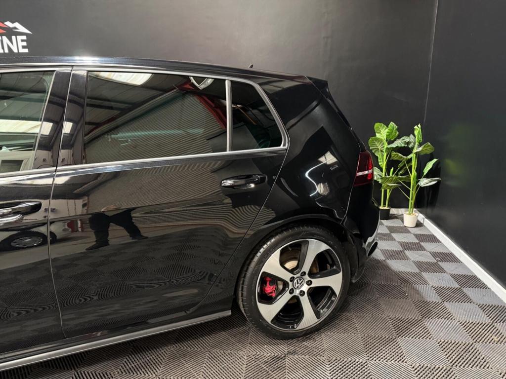 View VOLKSWAGEN GOLF 2.0 TSI BlueMotion Tech GTI