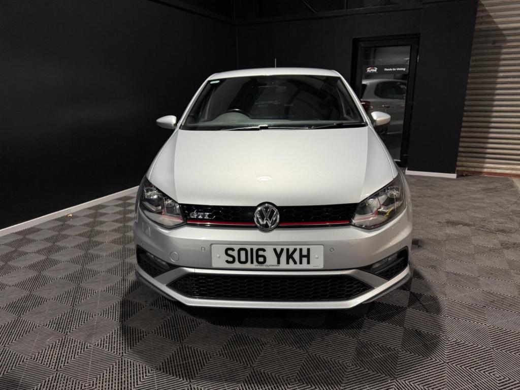 View VOLKSWAGEN POLO 1.8 TSI BlueMotion Tech GTI