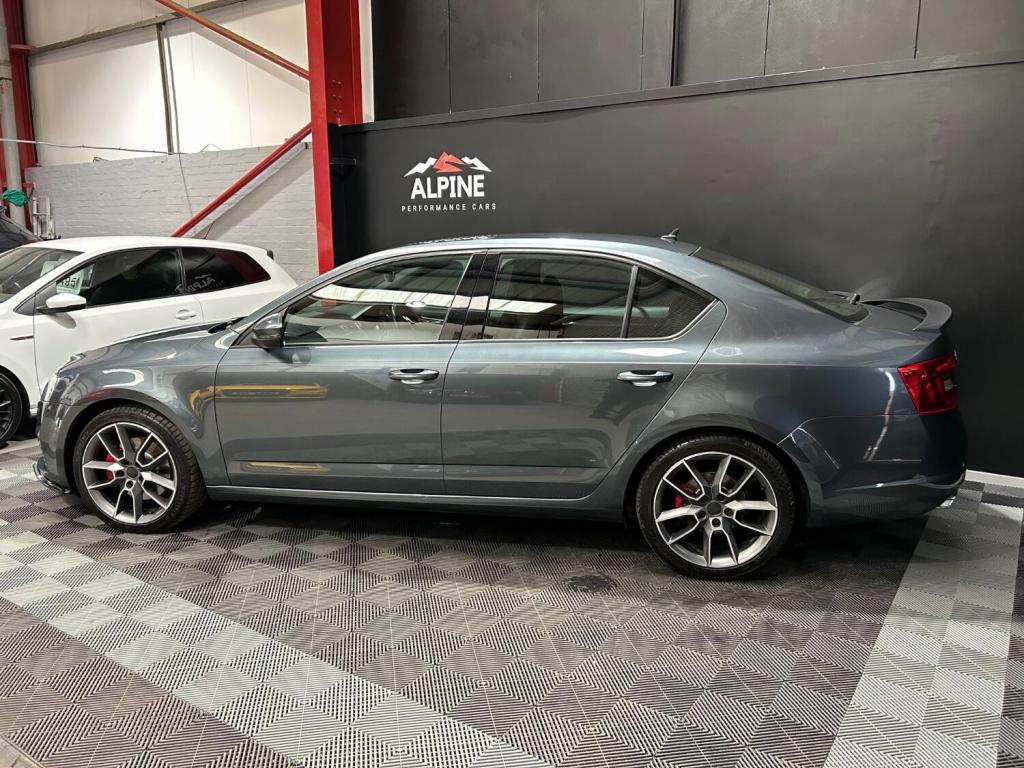 View SKODA OCTAVIA 2.0 TDI vRS