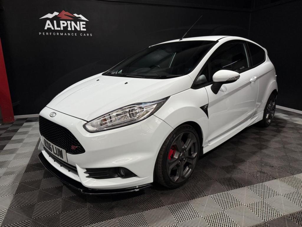 View FORD FIESTA 1.6 T EcoBoost ST-2