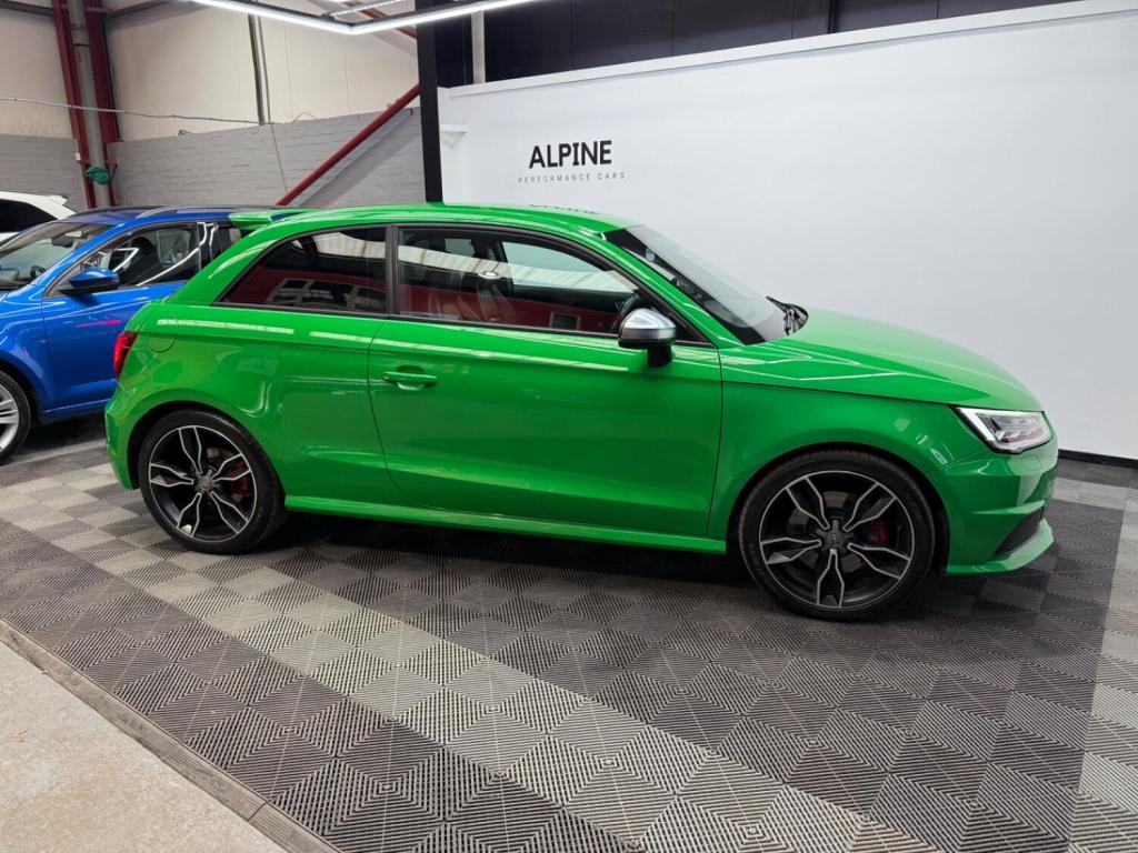 AUDI S1