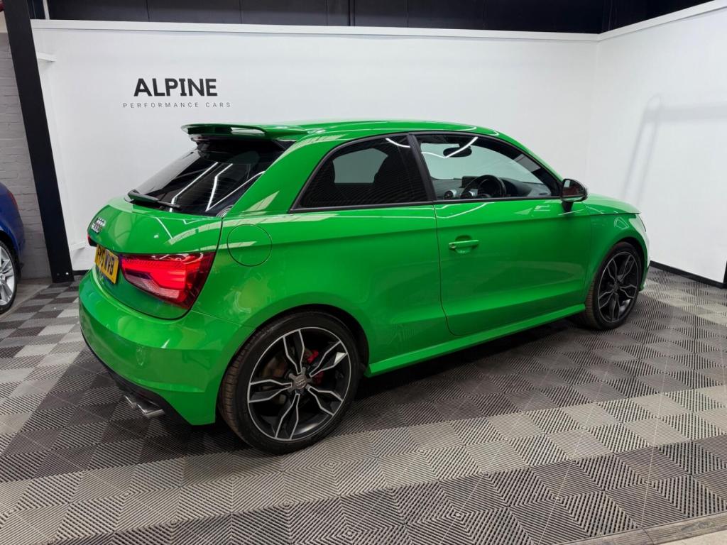 AUDI S1