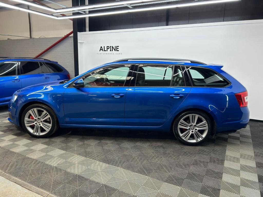 View SKODA OCTAVIA 2.0 TFSI vRS