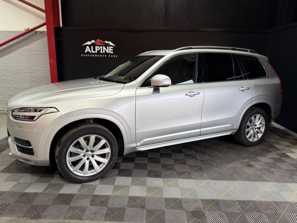 View VOLVO XC90 2.0 Momentum (19