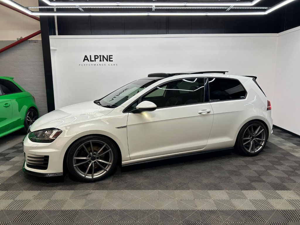 View VOLKSWAGEN GOLF 2.0 TDI BlueMotion Tech GTD