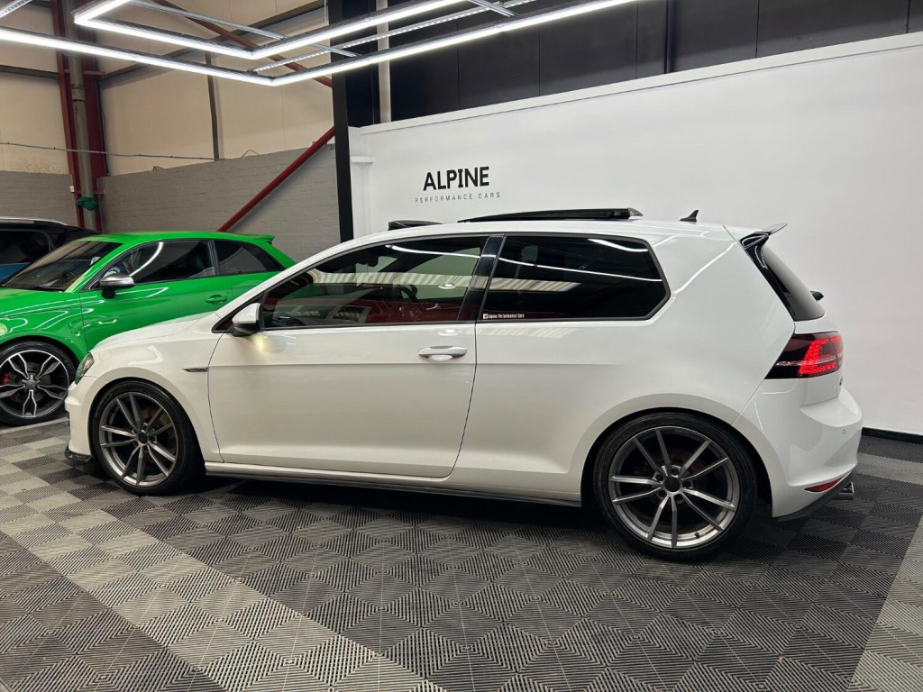 View VOLKSWAGEN GOLF 2.0 TDI BlueMotion Tech GTD