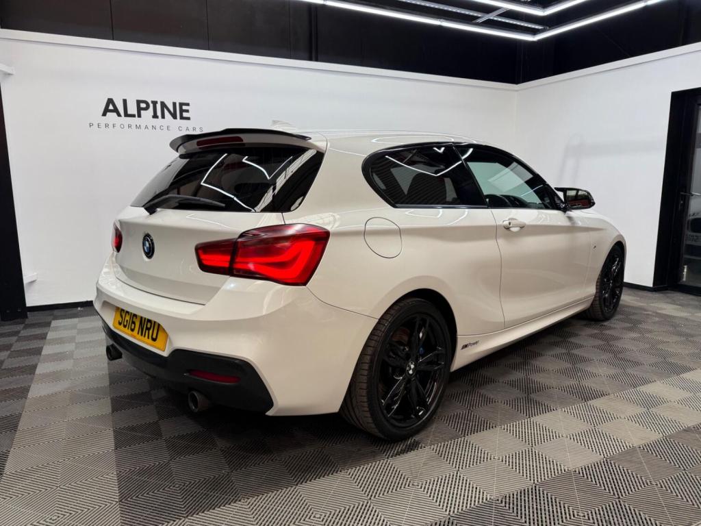 BMW 1 SERIES