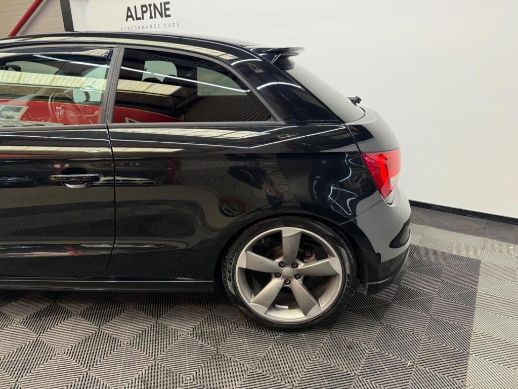 View AUDI A1 1.4 TFSI CoD Black Edition