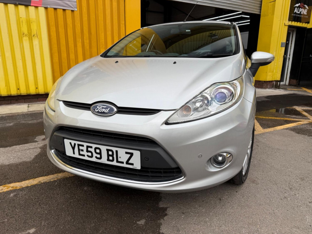 View FORD FIESTA 1.3 Zetec