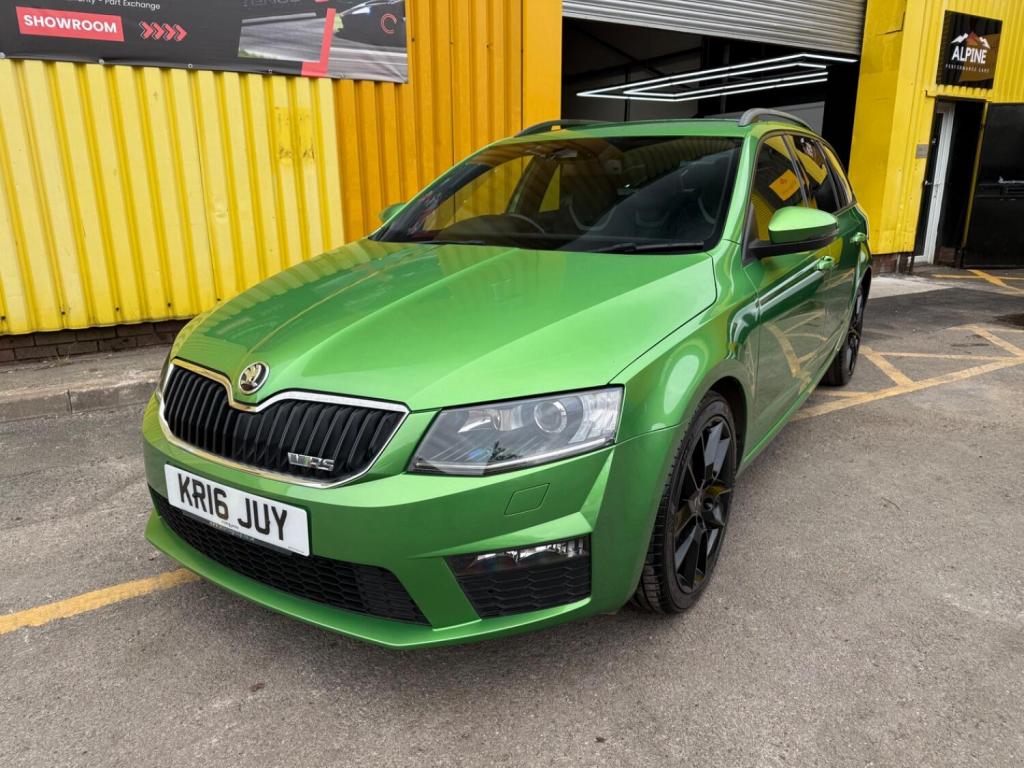 View SKODA OCTAVIA 2.0 TFSI vRS