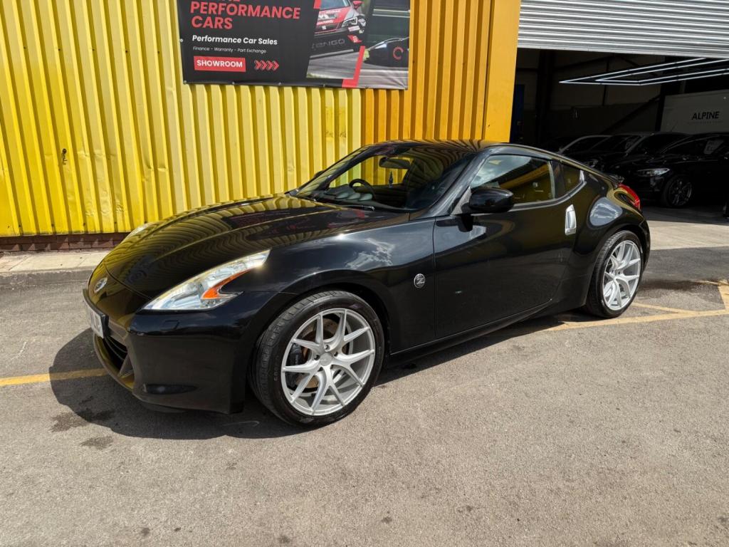 NISSAN 370Z