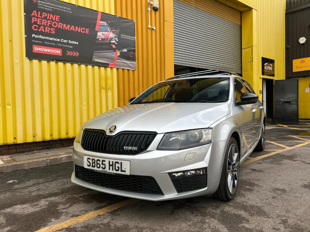 View SKODA OCTAVIA 2.0 TFSI vRS