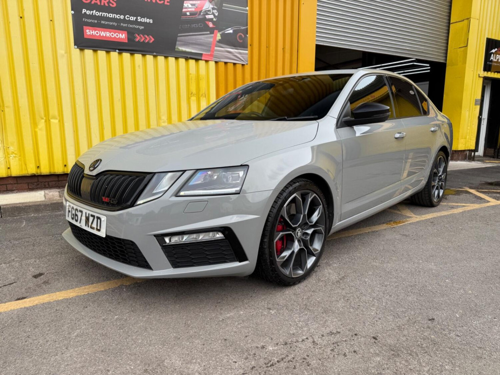 View SKODA OCTAVIA 2.0 TSI vRS