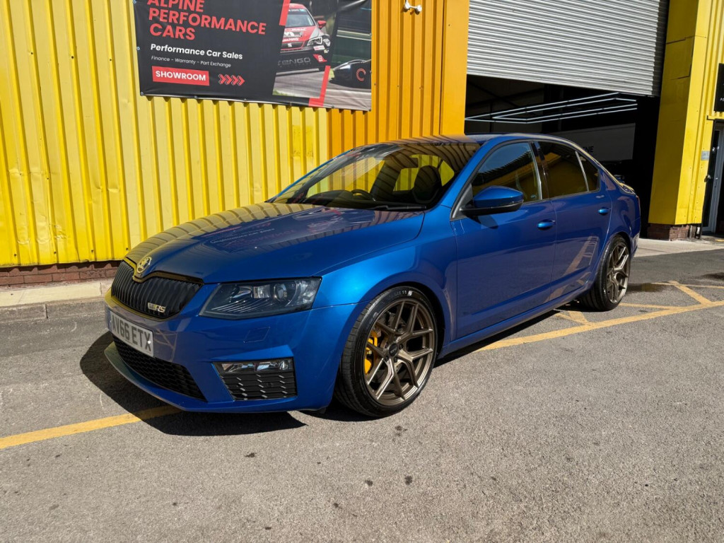 View SKODA OCTAVIA 2.0 TFSI vRS
