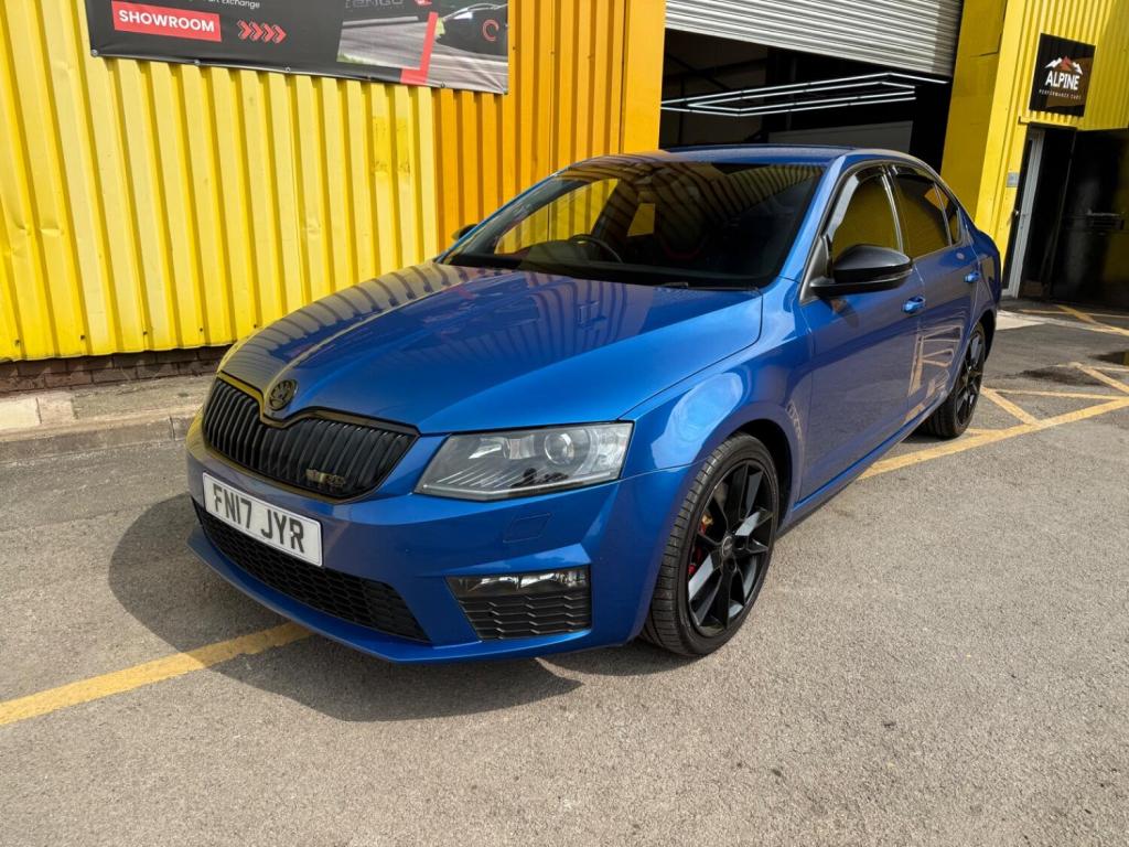 View SKODA OCTAVIA 2.0 TSI vRS