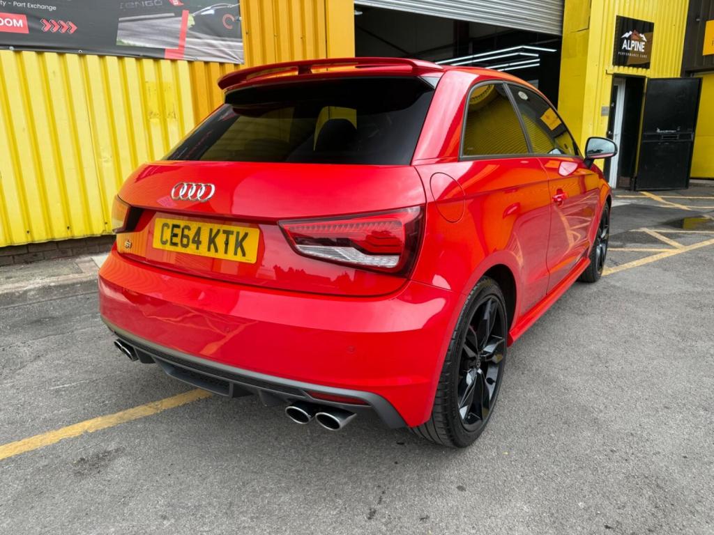 AUDI S1