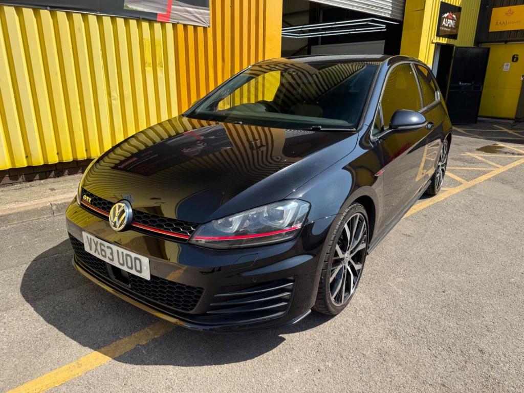 View VOLKSWAGEN GOLF 2.0 TSI BlueMotion Tech GTI Performance