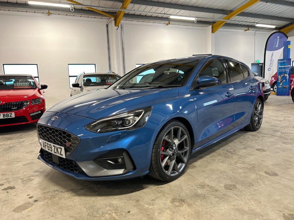 View FORD FOCUS 2.3 T EcoBoost ST